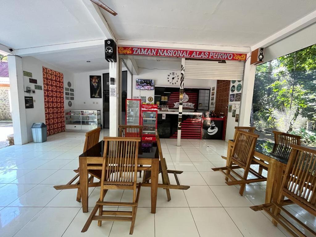 Capital O 92612 Penginapan D'Alas Purwo & Beachnearpadang Savana Sadengan Banyuwangi  Kültér fotó